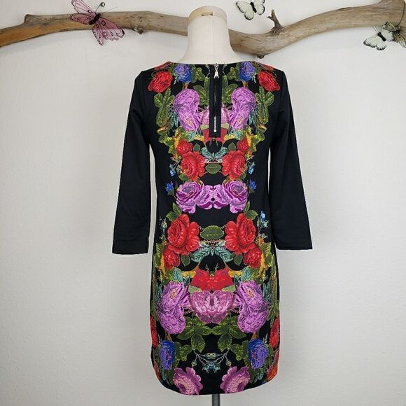 H&M black long sleeve dress with flowers - Picture 4 of 4